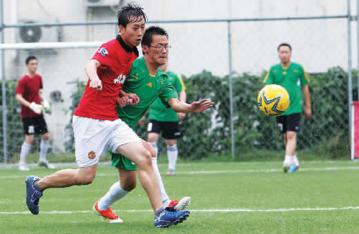 平安保險(xiǎn)與農(nóng)大體院的這場比賽，在上半場就失去了懸念