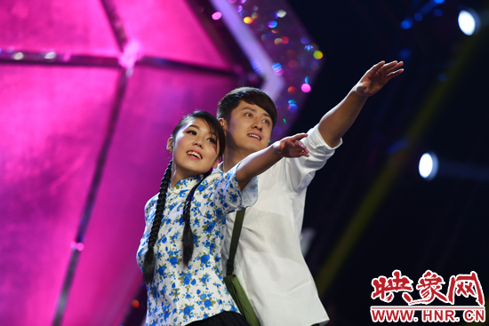 無(wú)聲戀人上演“山楂樹(shù)之戀” 無(wú)聲戀人上演“山楂樹(shù)之戀”