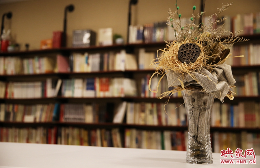 書店內(nèi)的裝飾。