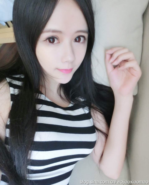 湖大21歲?；ㄇ巴购舐N無(wú)懼走光