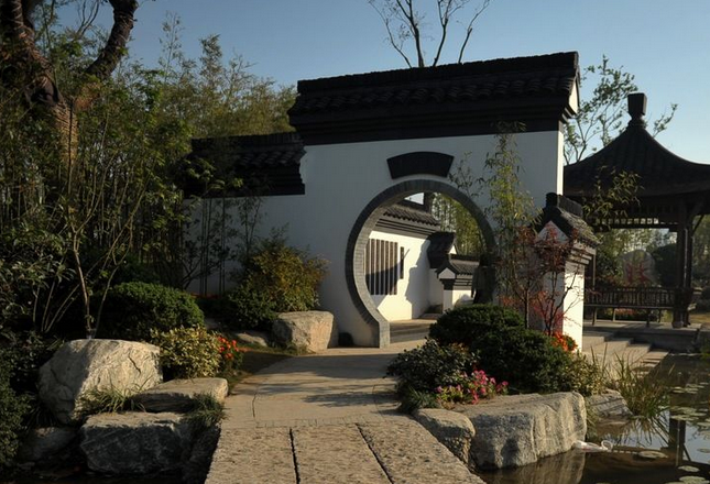 鄭州綠博園舉辦“星橋鵲架、感動(dòng)七夕”活動(dòng)