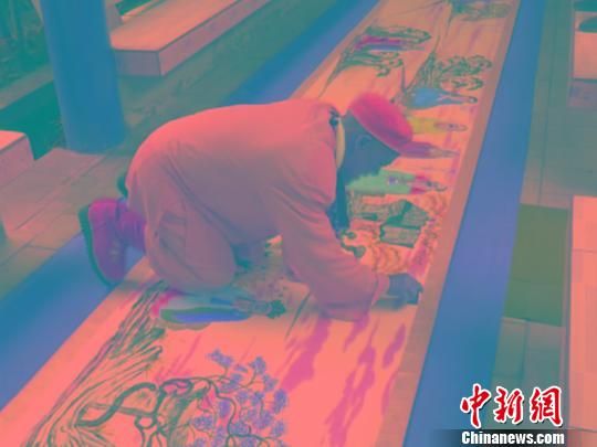 云南高僧5年制300米佛教工筆畫欲申報吉尼斯紀錄